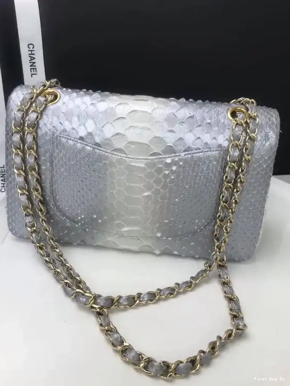 First Bag Ru FLAP BAG CHANEL 0704